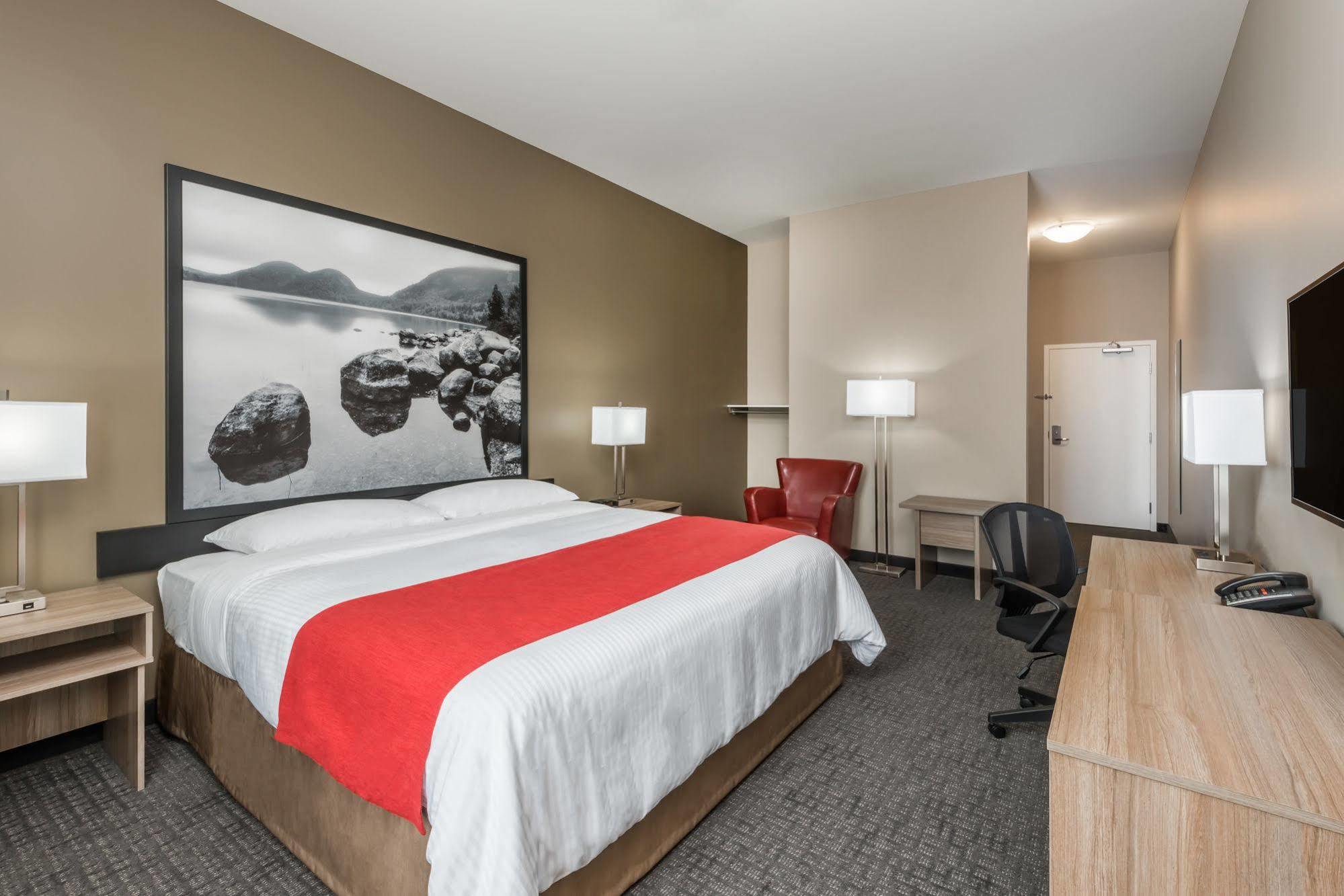 Hotel Super 8 By Wyndham Mont Laurier Zewnętrze zdjęcie
